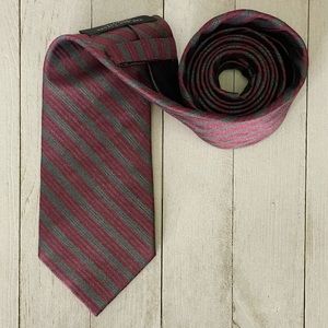THE MEN’S STORE BLOOMINGDALE’S Diagonal Stripe Necktie